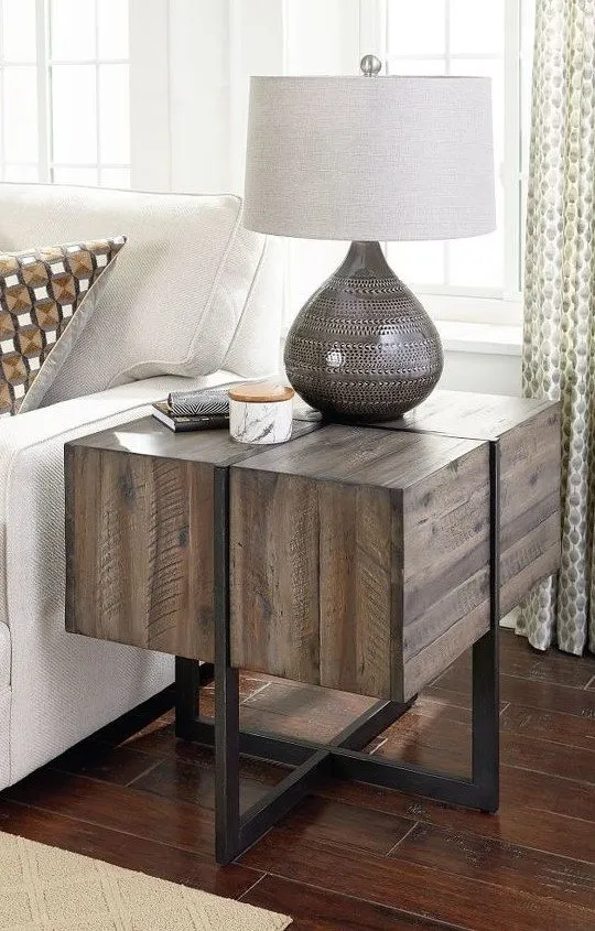 MODERN TIMBER ACCENT END TABLE