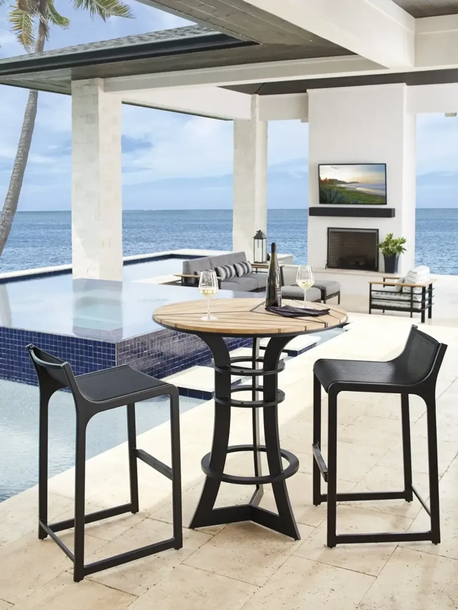 Tommy Bahama Outdoor by Lexington South Beach Bistro Table