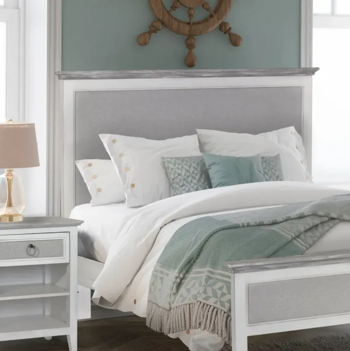 Seawinds Captiva Island Queen Bed Grey Wash