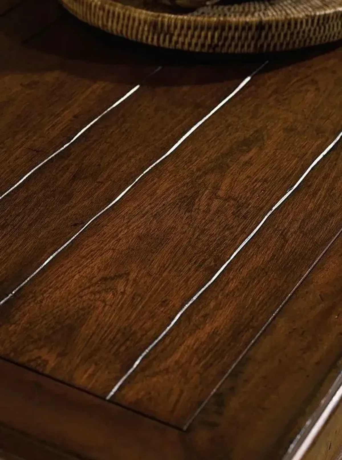 Traditional Mahogany Wood Coffee Table with Shelf & Drawers