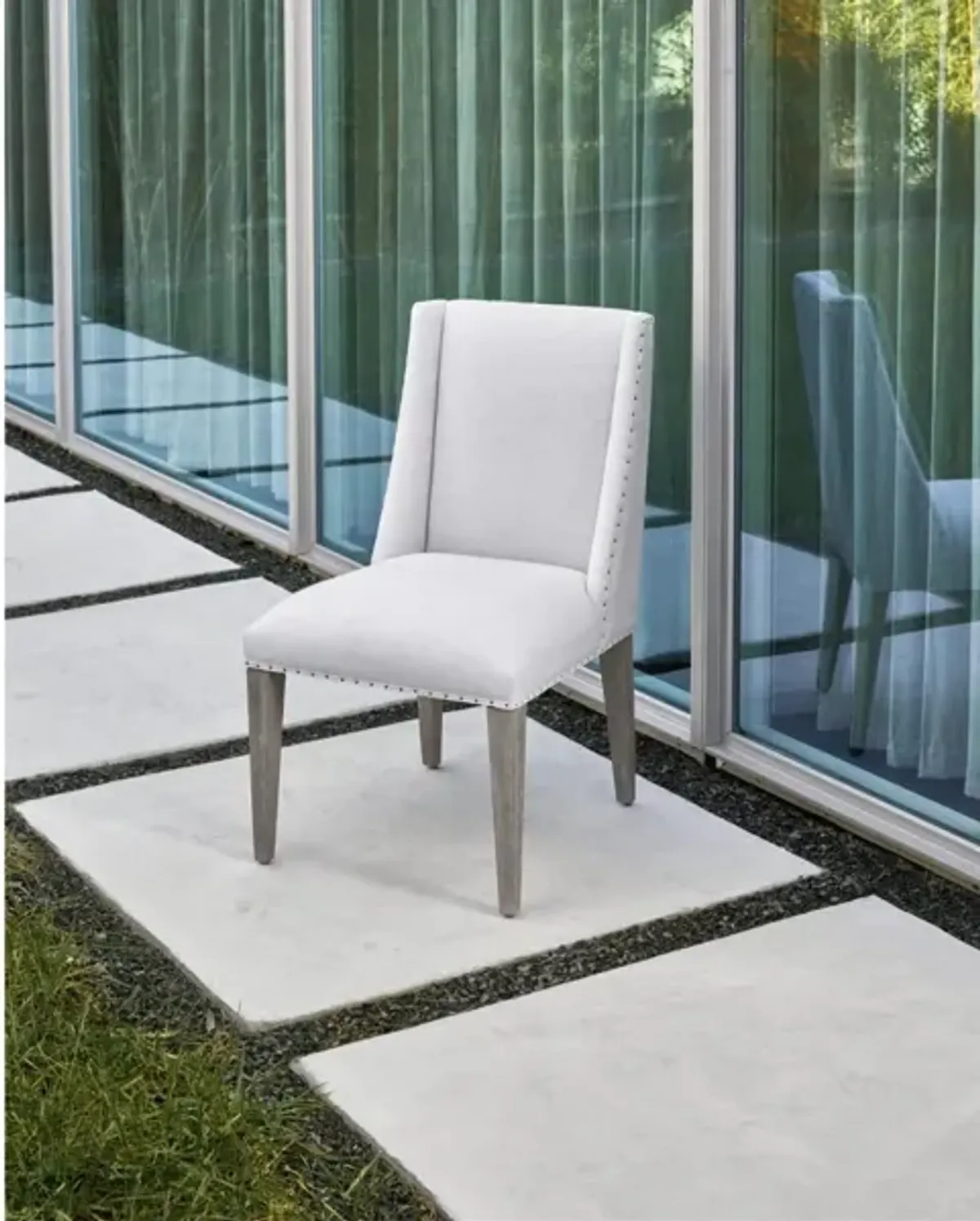 Universal Modern Tyndall Flint/White Side Chair