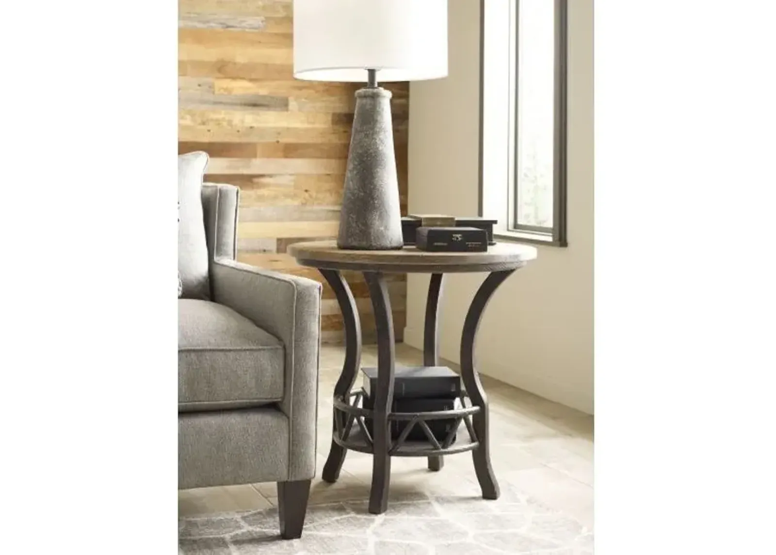 Kincaid Trails Pisgah Round Lamp Table