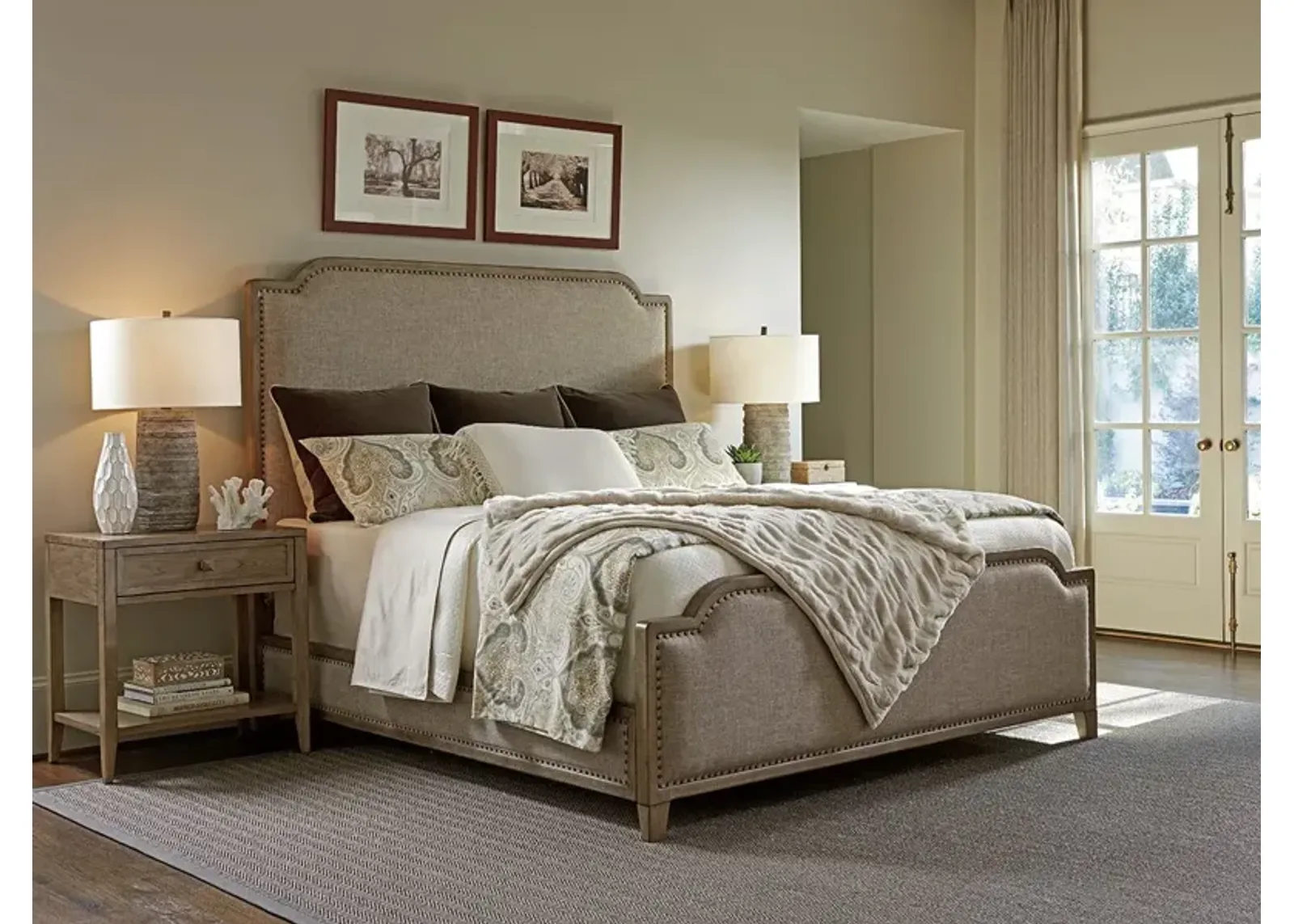 Tommy Bahama Home by Lexington Cypress Point Stone Harbour Upholstered Bed King