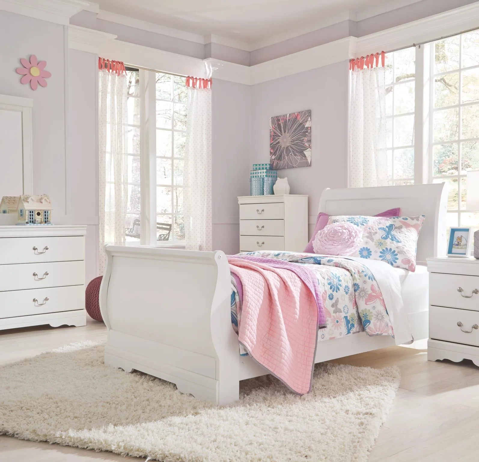 ANARASIA TWIN SLEIGH BED WHITE SIGNATURE DESIGN