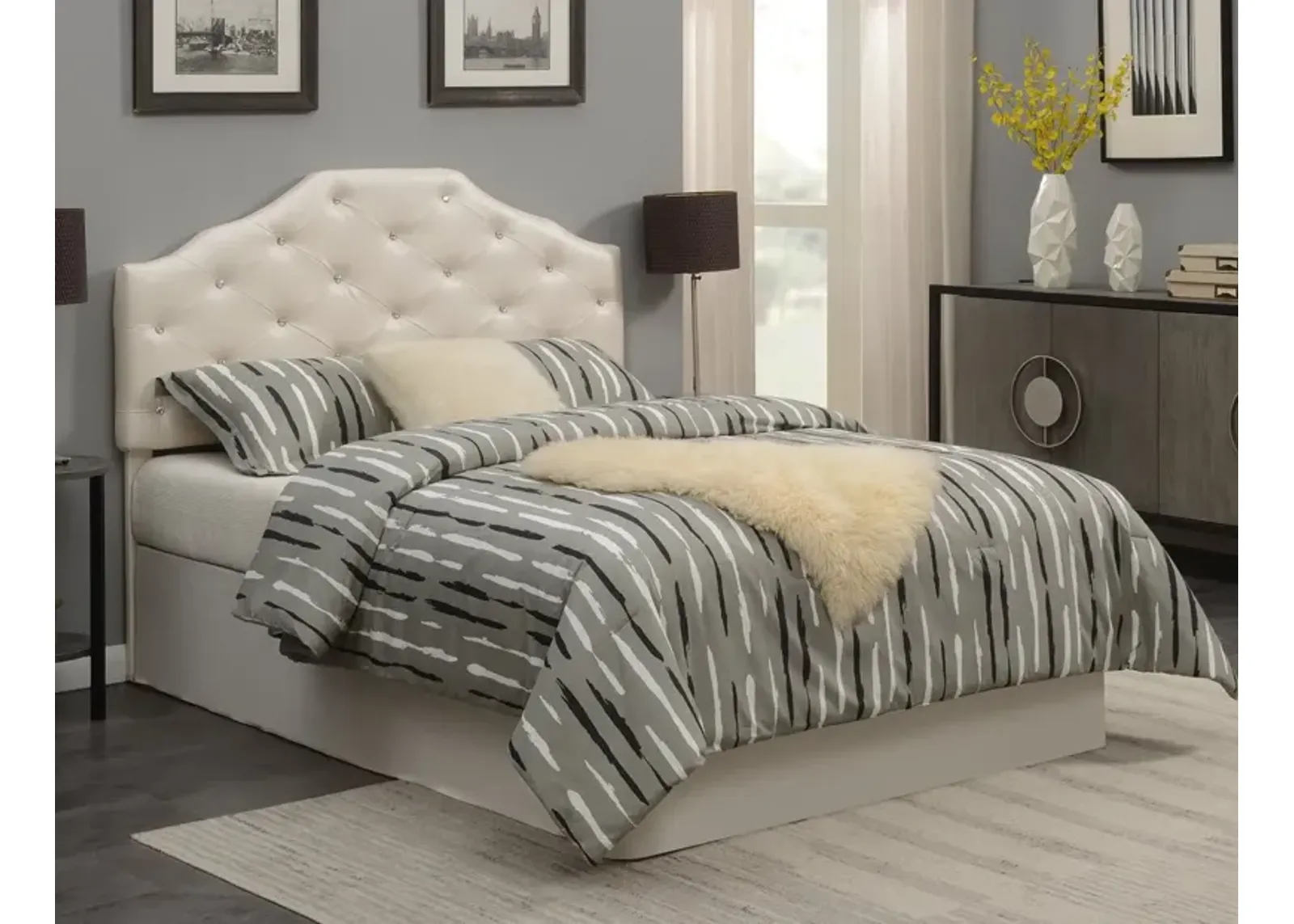 Steve Silver Dawson Silver Queen Headboard