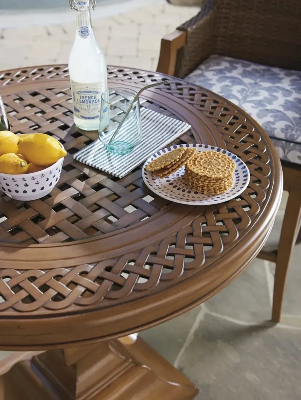 Tommy Bahama Outdoor by Lexington Harbor Isle Bistro Dining Table