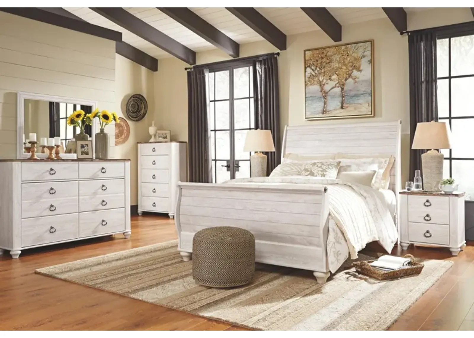 Ashley Willowton Whitewash Queen Sleigh Bed