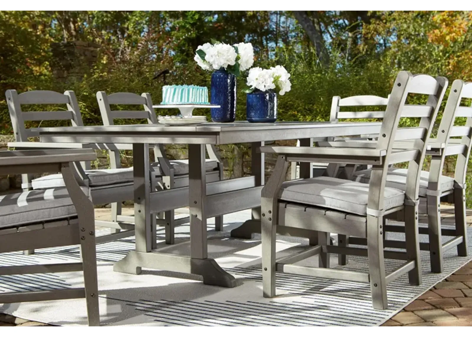 VISOLA OUTDOOR DINING TABLE GRAY SIGNATURE DESIGN