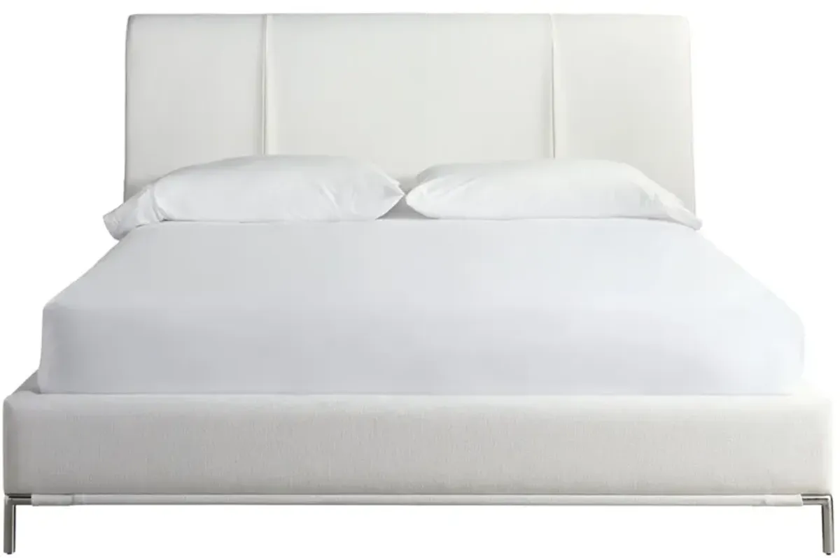 Universal Modern Conway Hyde Snow King Bed