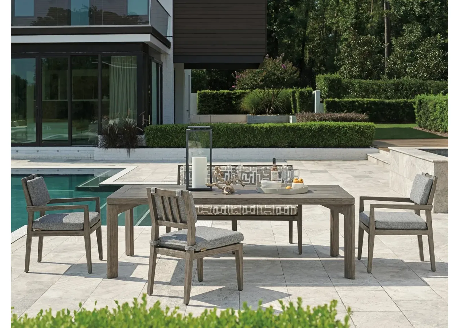 Tommy Bahama Outdoor by Lexington La Jolla Rectangular Dining Table