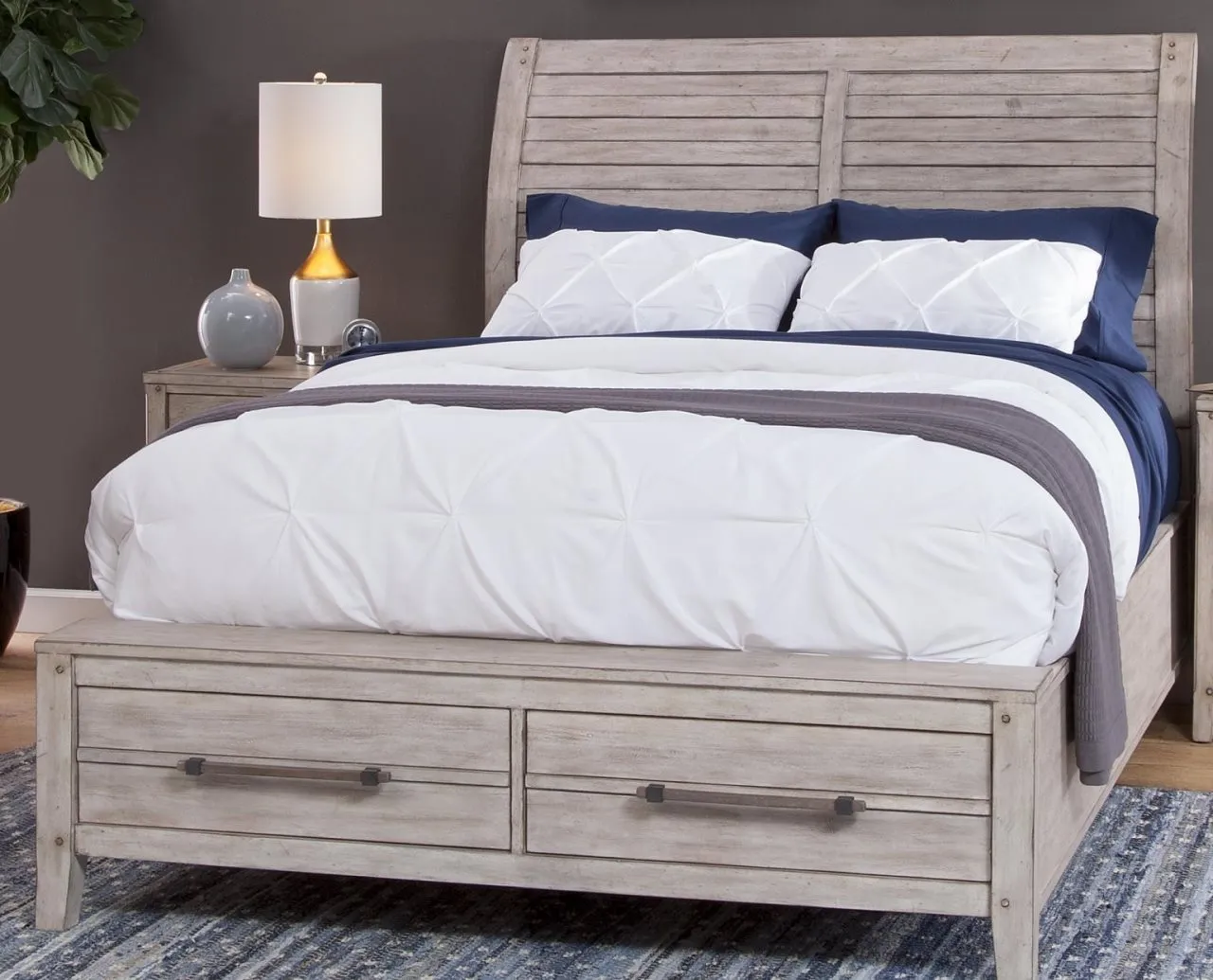 QUEEN COMPLETE SLEIGH BED W/ STORAGE FOOTBOARD