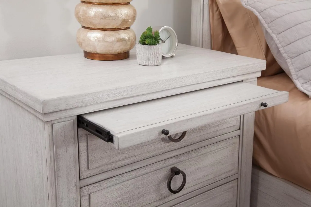 3 DRAWER NIGHTSTAND - SALTER PATH