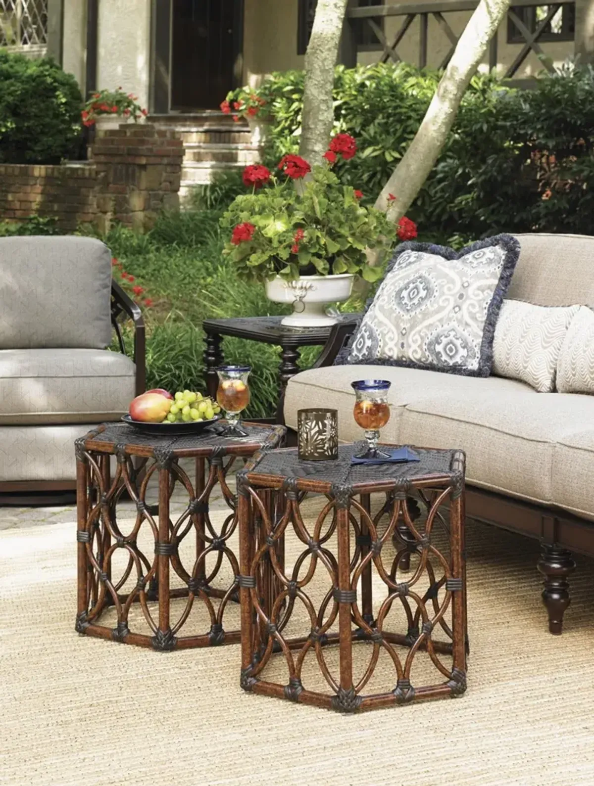 Tommy Bahama Outdoor by Lexington Royal Kahala Black Sands Bunching Cocktail Coffee Table