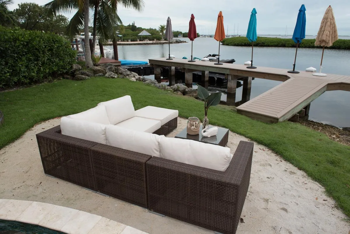 ATLANTIS 6 PC SECTIONAL (A A C C CT O) W OUTDOOR OFF-WHITE FABRIC