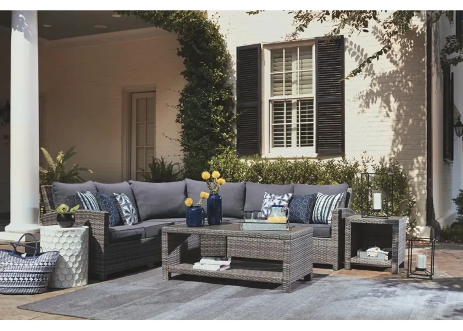 Ashley Salem Beach 3-Piece Outdoor Sectional Gray Signature Design