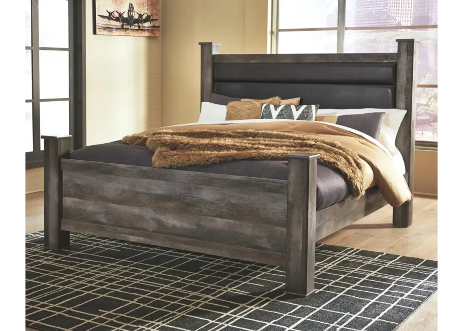 Ashley Wynnlow Gray King Panel Bed