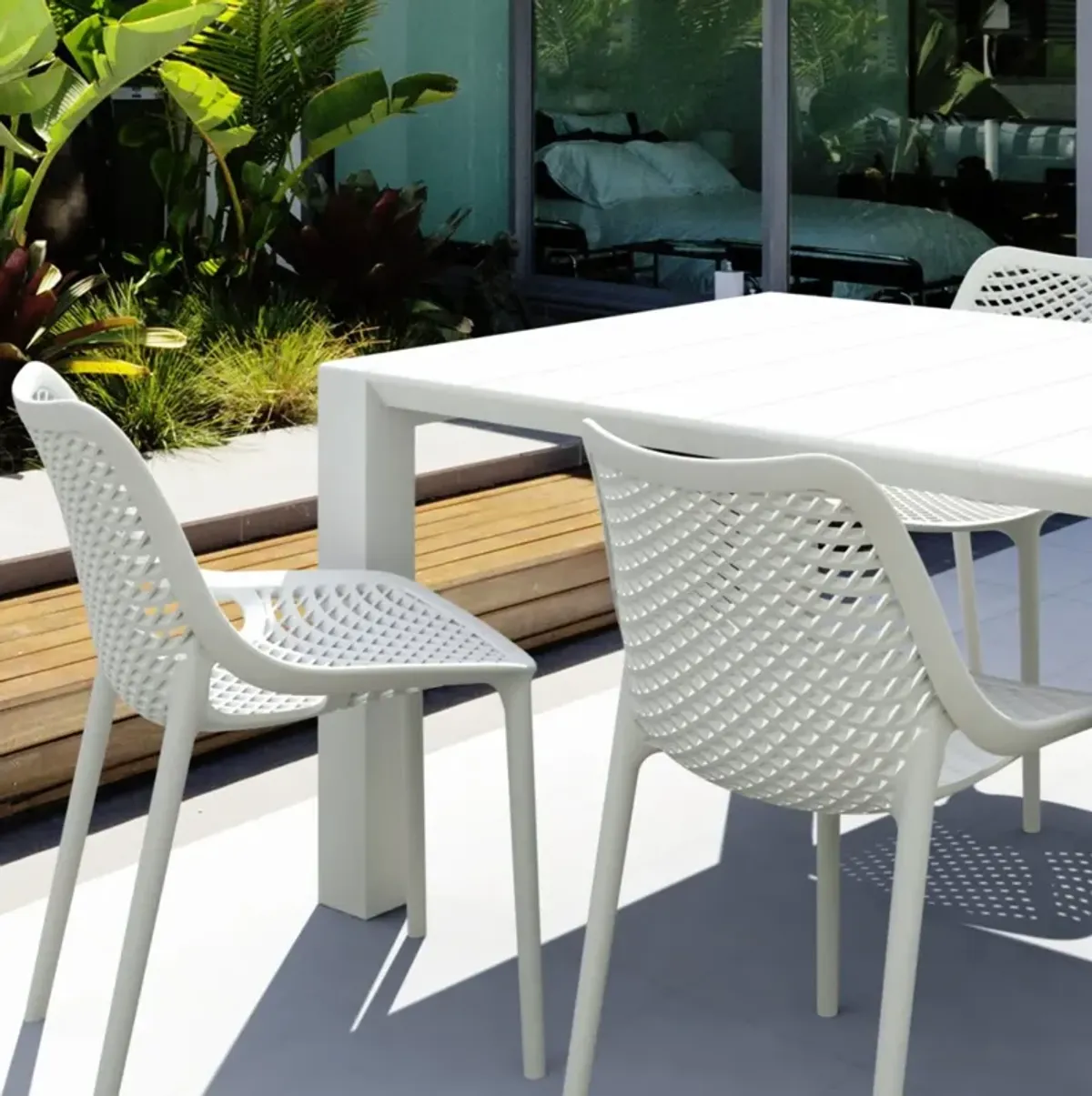 Compamia Air Extension Outdoor Dining Set 5-Piece White