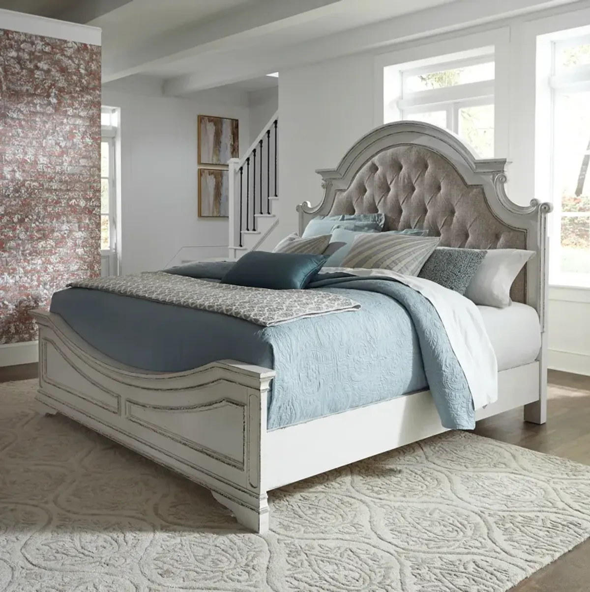 Liberty Furniture Upholstered King Bed Magnolia Manor