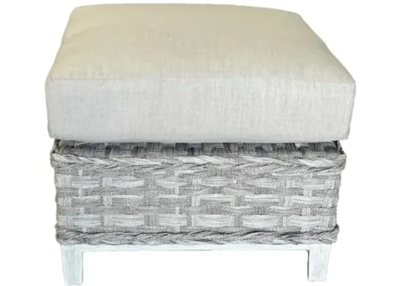 South Sea Outdoor Living Grand Isle Soft Granite Ottoman with Cast Silver Fabric