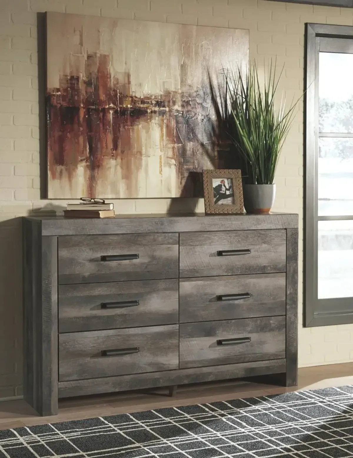 Ashley Wynnlow Gray Dresser