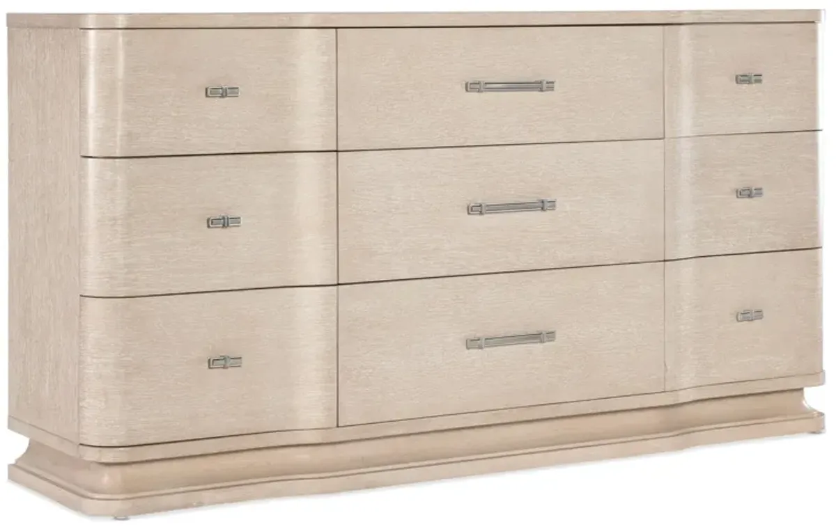 Hooker Furniture Nouveau Chic Sandstone 9-Drawer Dresser