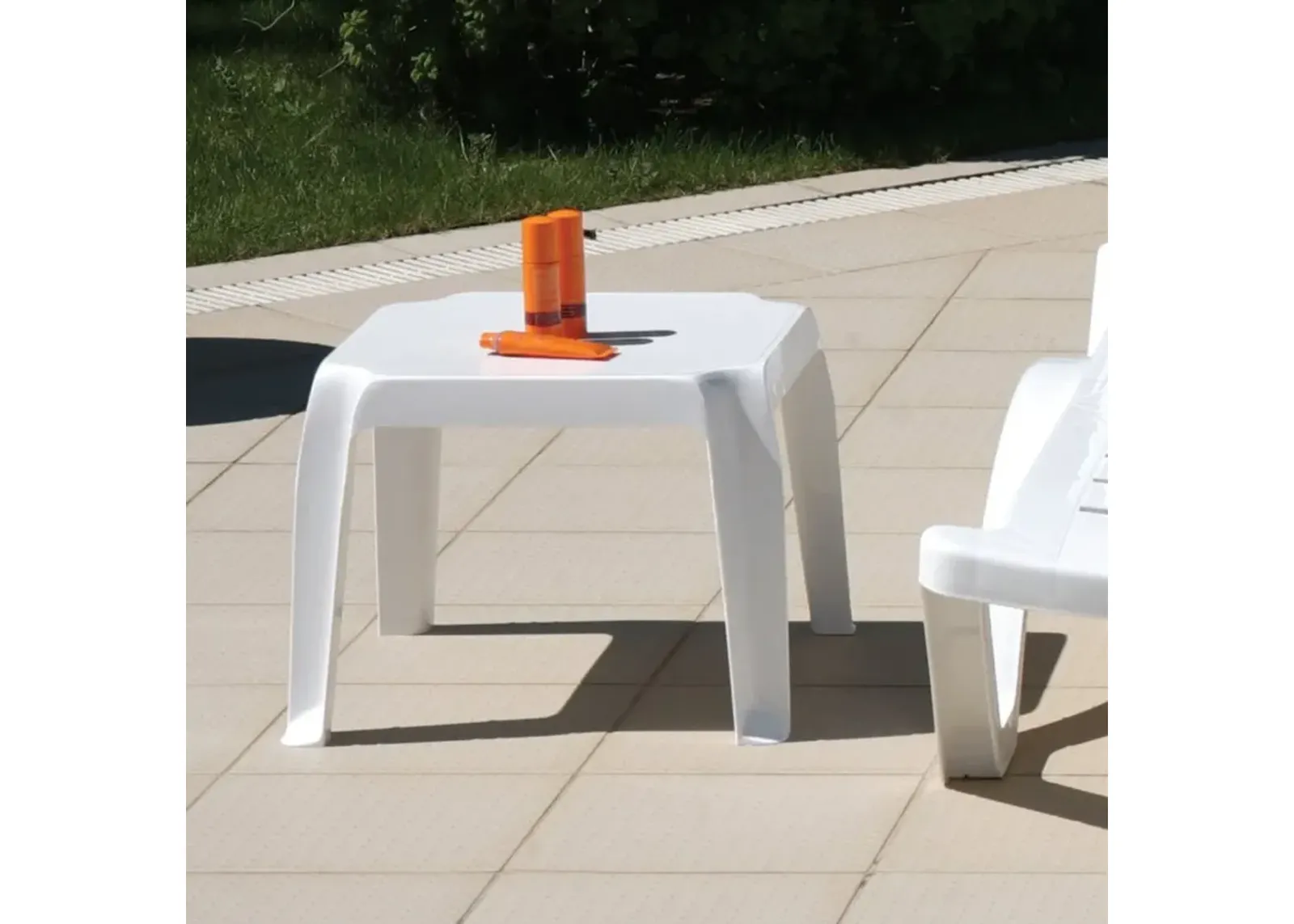 Compamia Sunray Resin Square Side Table White