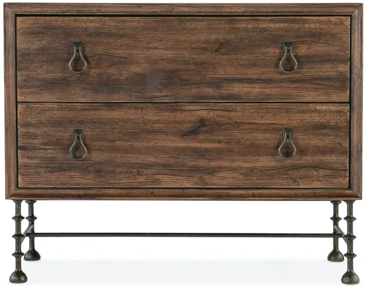 Hooker Furniture Big Sky Medium Natural Finish Bachelor's Chest