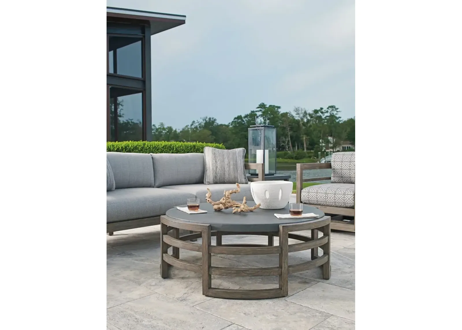 Tommy Bahama Outdoor by Lexington La Jolla Coffee Table