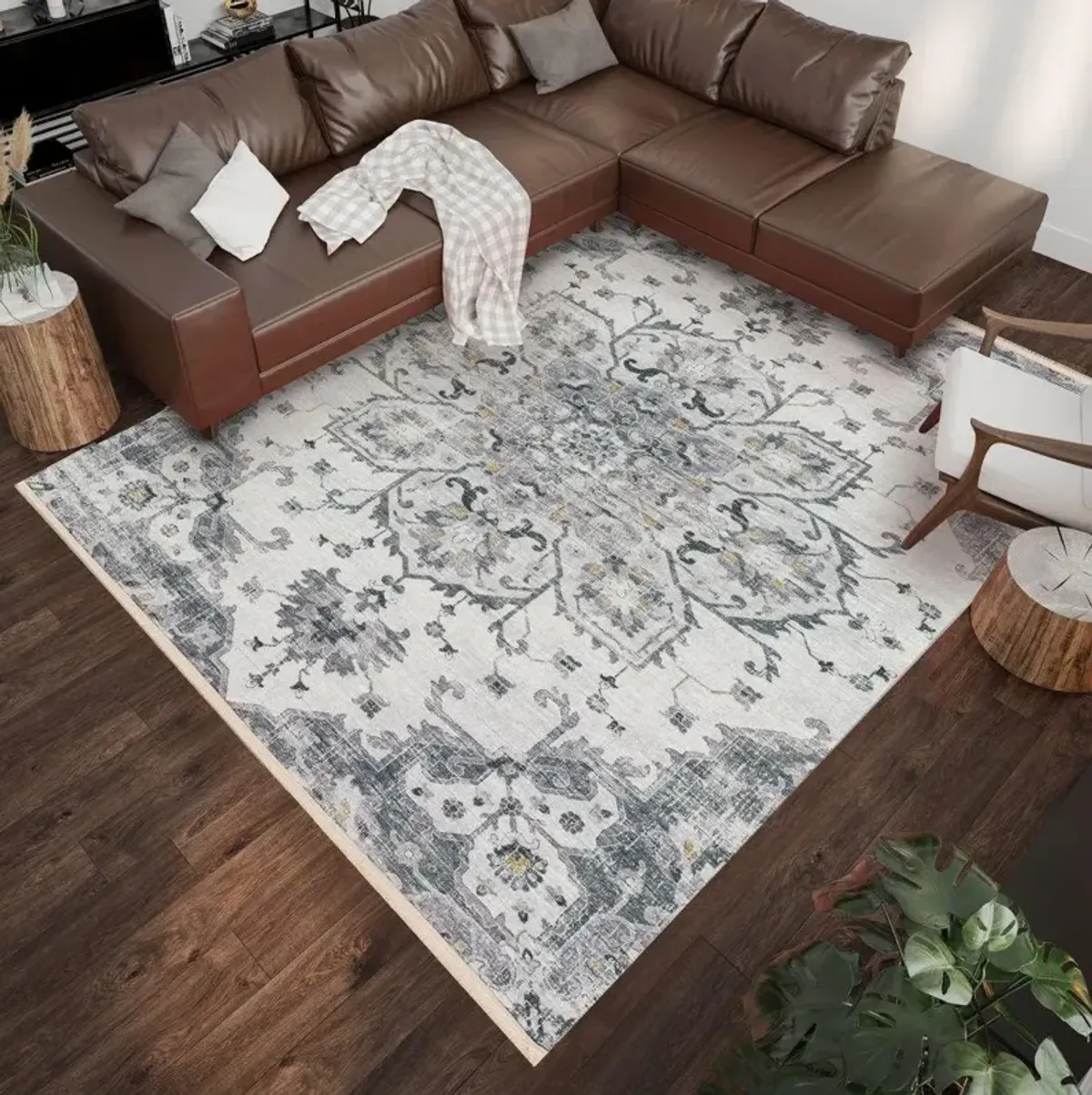 Dalyn Modern Distressed Floral Medallion 5'X8' Area Rug in Soft Grey Tones