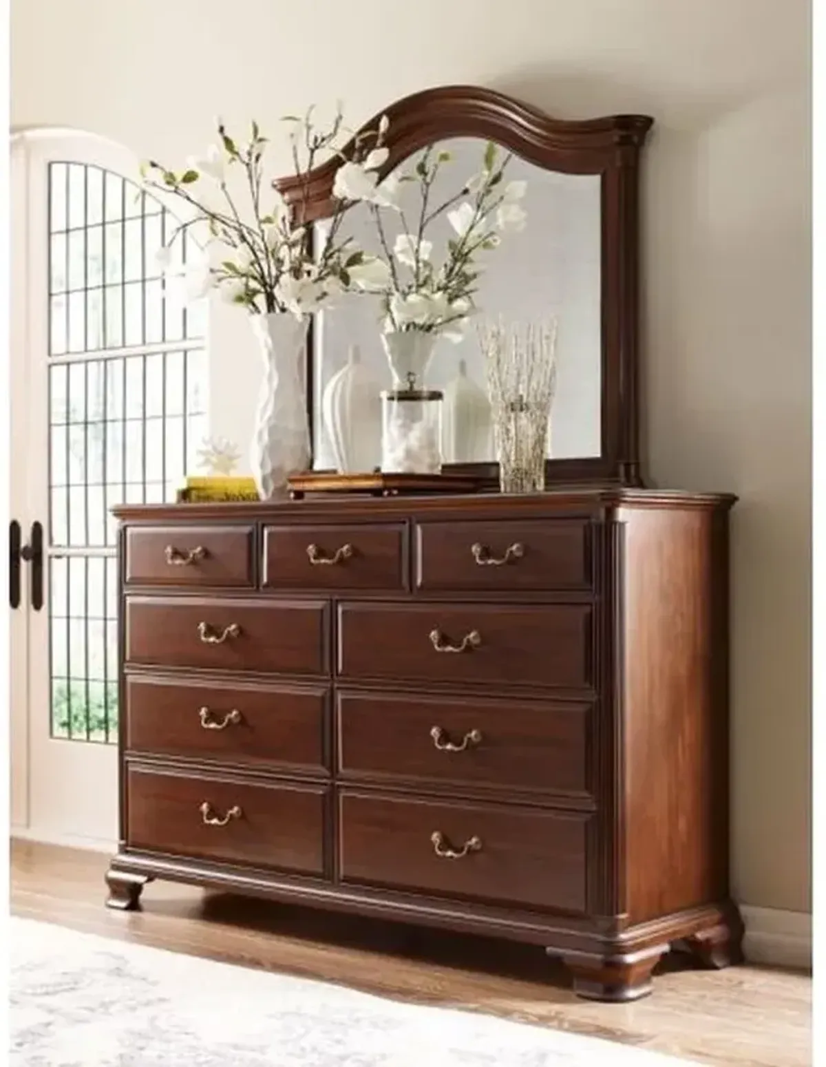 Kincaid Hadleigh Drawer Dresser