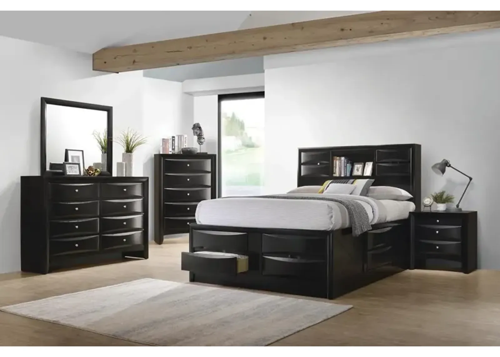 Coaster Briana 5-Drawer Bedroom Chest Black