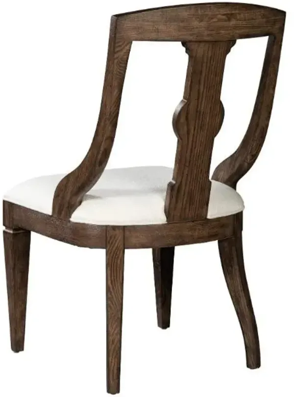 Hekman Classic Rustic Oak Dining Chair with Cream Cushion & Elegant Baluster Back Design