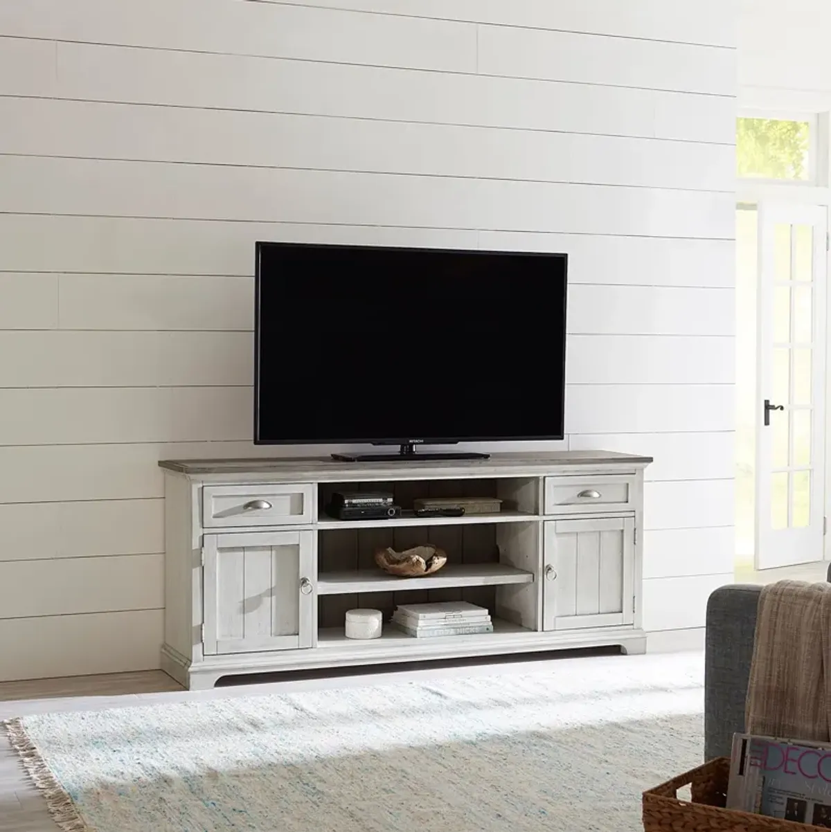 Liberty Furniture Ocean Isle Antique White 72 Inch Entertainment TV Stand