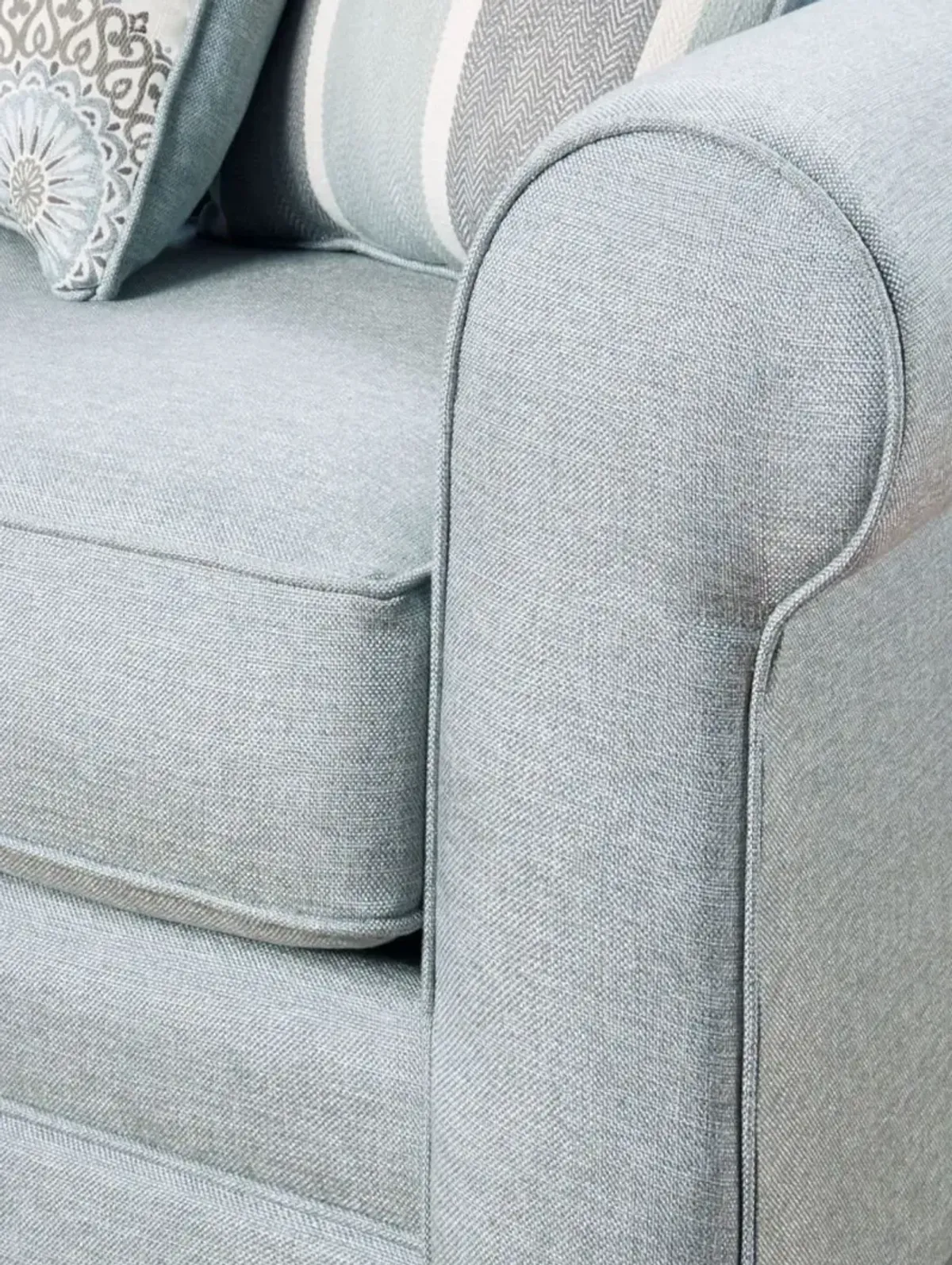 Fusion Grande Mist Grey Loveseat