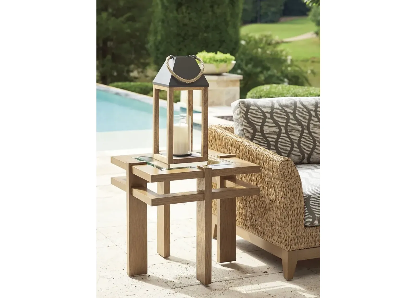 Tommy Bahama Outdoor by Lexington Los Altos Valley View Beveled Glass Top Square Patio End Table in Aged Patina