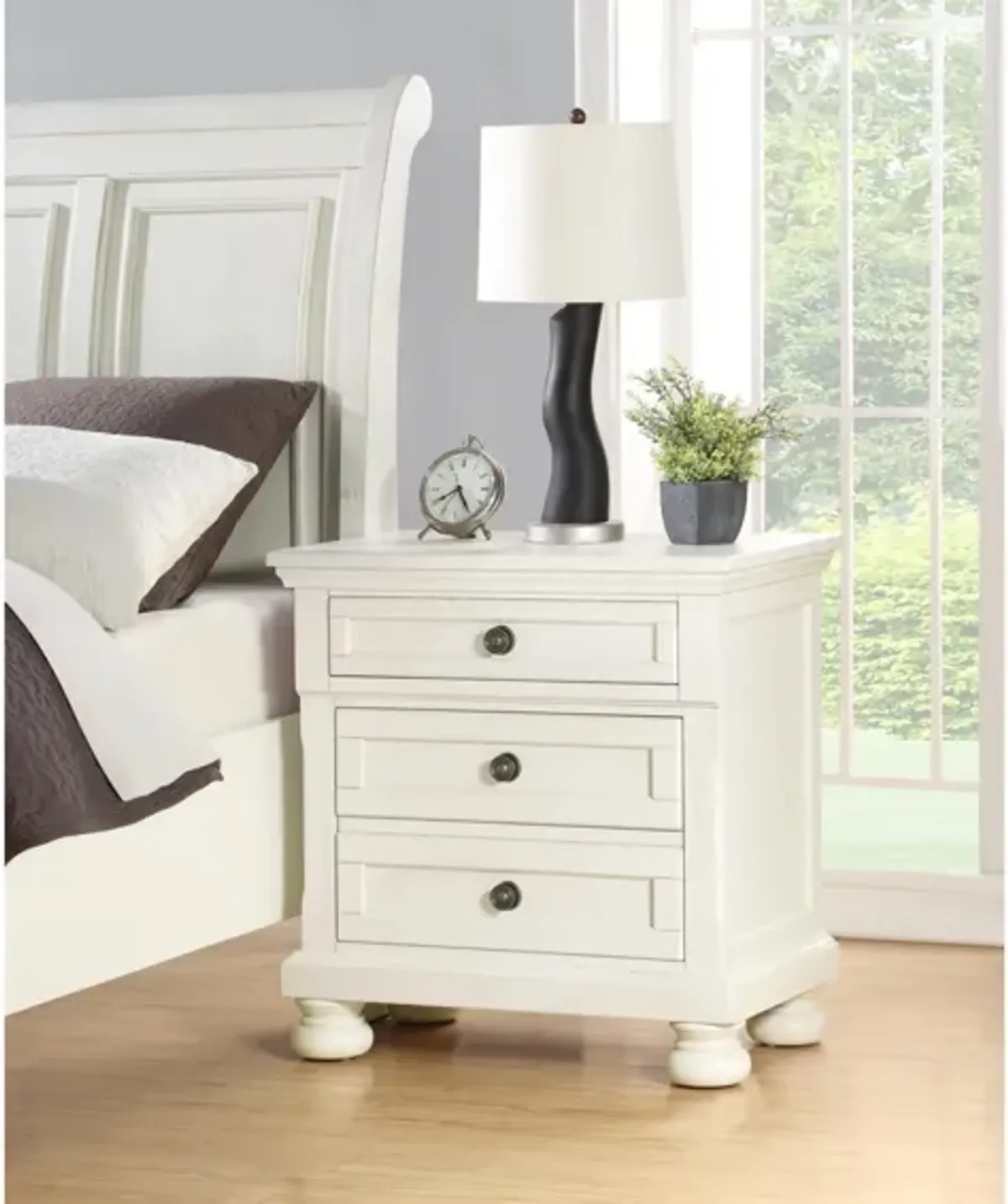 KINGSMAN WHITE NIGHTSTAND