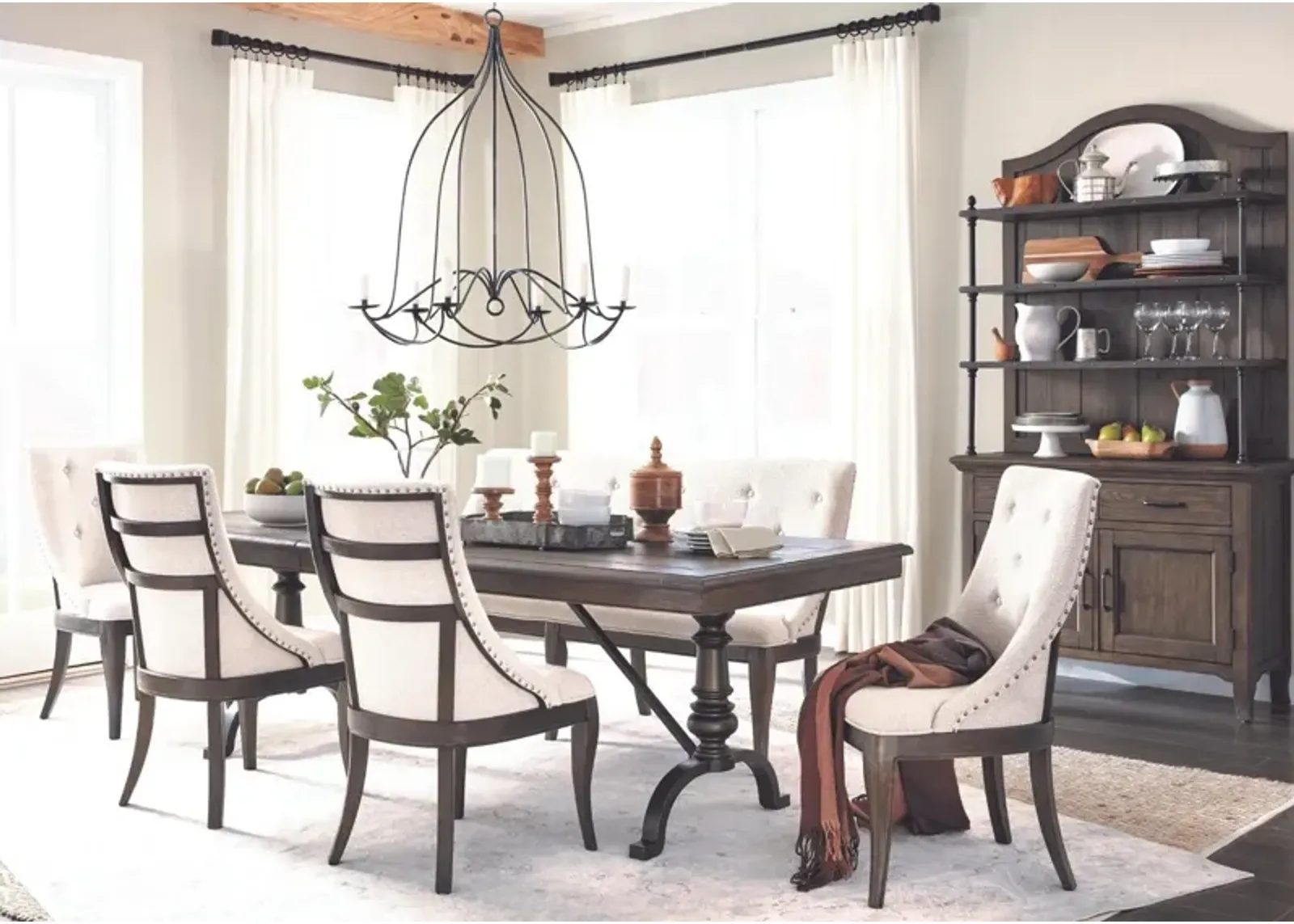 ROXBURY MANOR 6 PIECE DINING SET