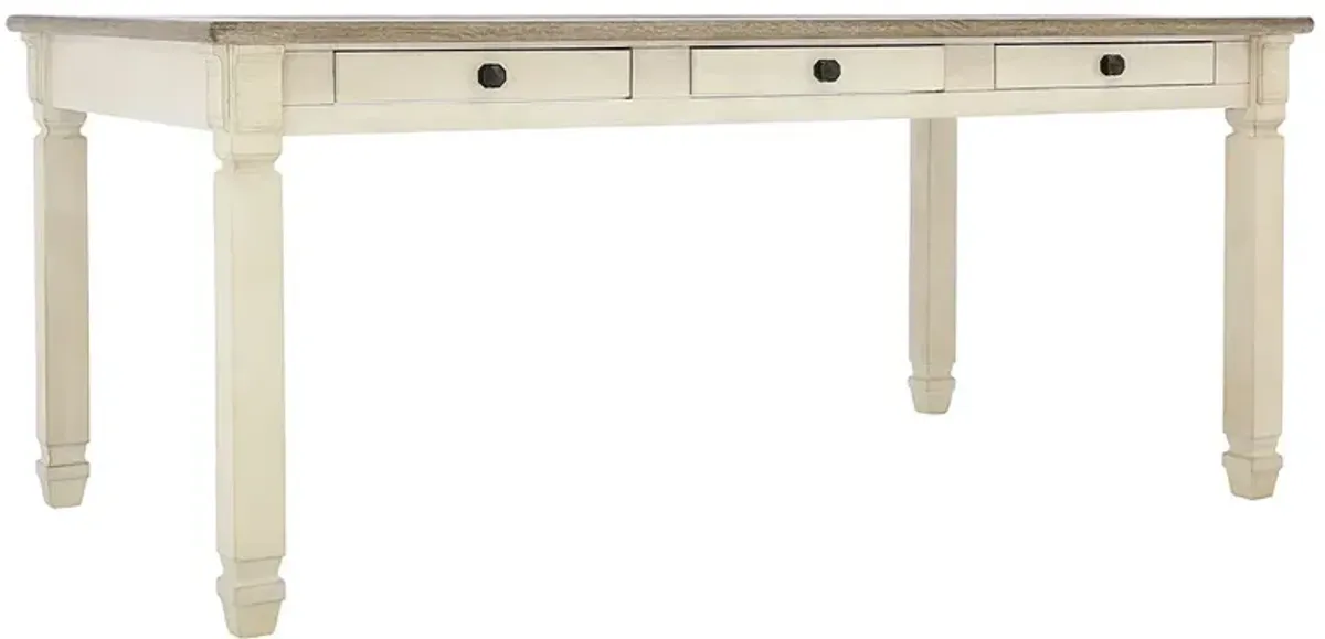 BOLANBURG DINING TABLE