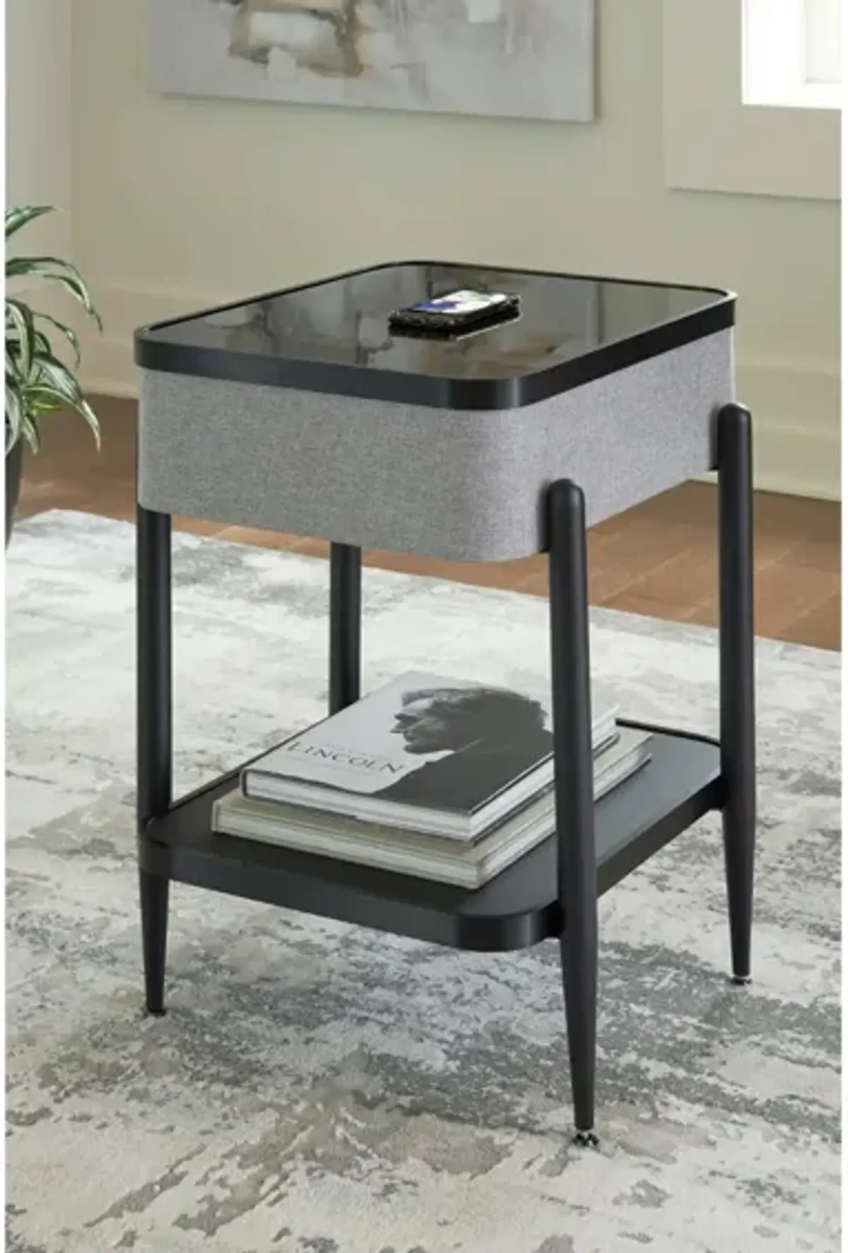 JORVALEE ACCENT TABLE