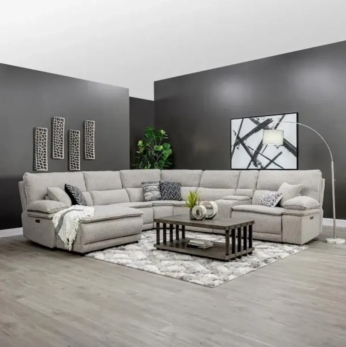 Goliath 6pc Power Chaise Sectional