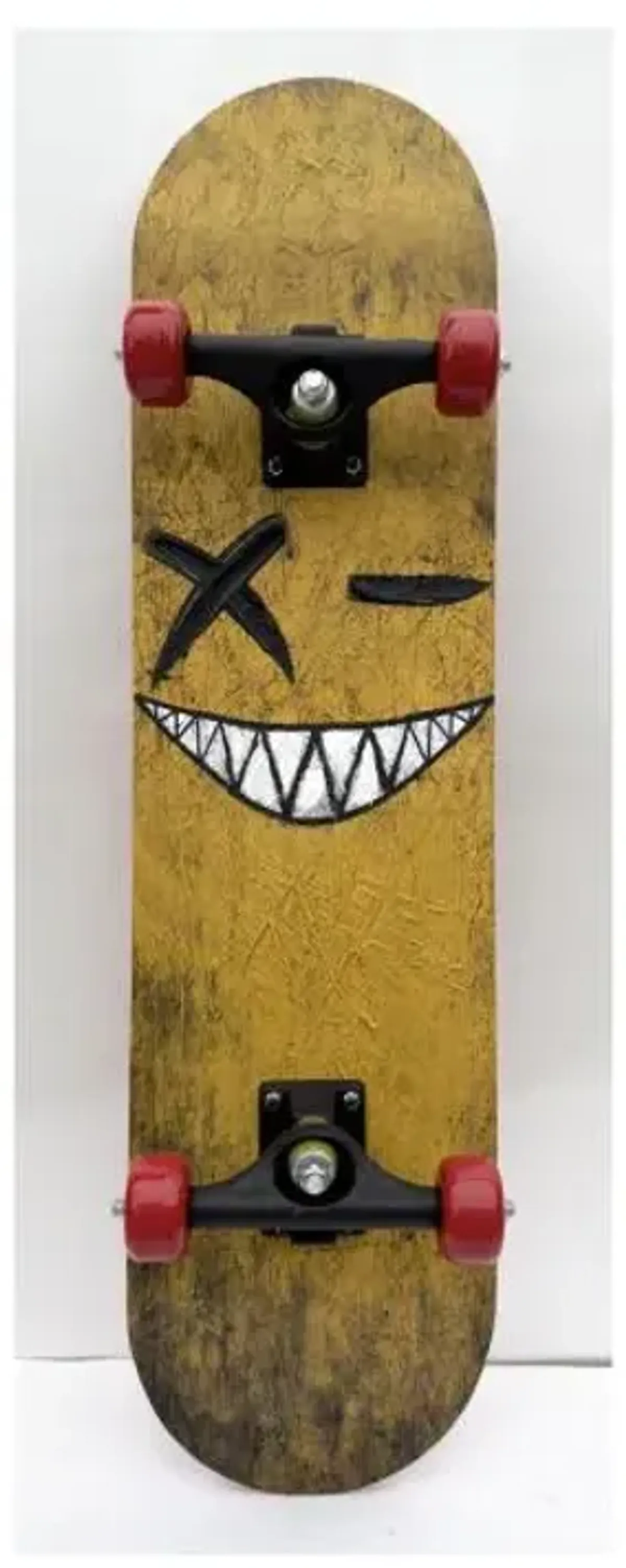 Face Skateboard Wall Decor