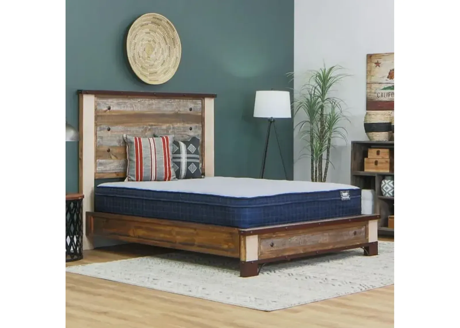 Classics Medium Plush California King Mattress & Clarity II Horizontal Adjustable Power Base