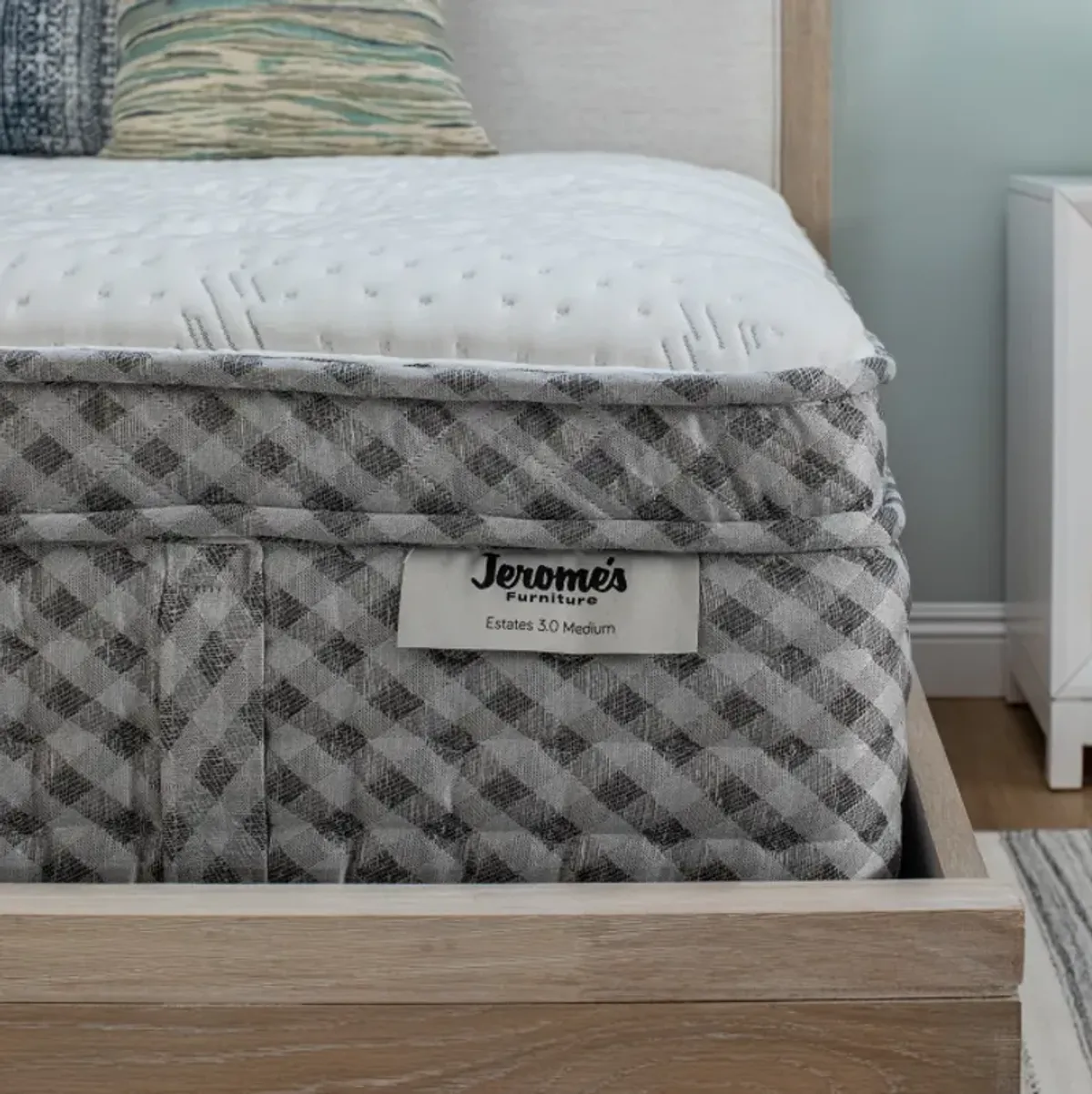 Estate 3.0 Medium Queen Mattress