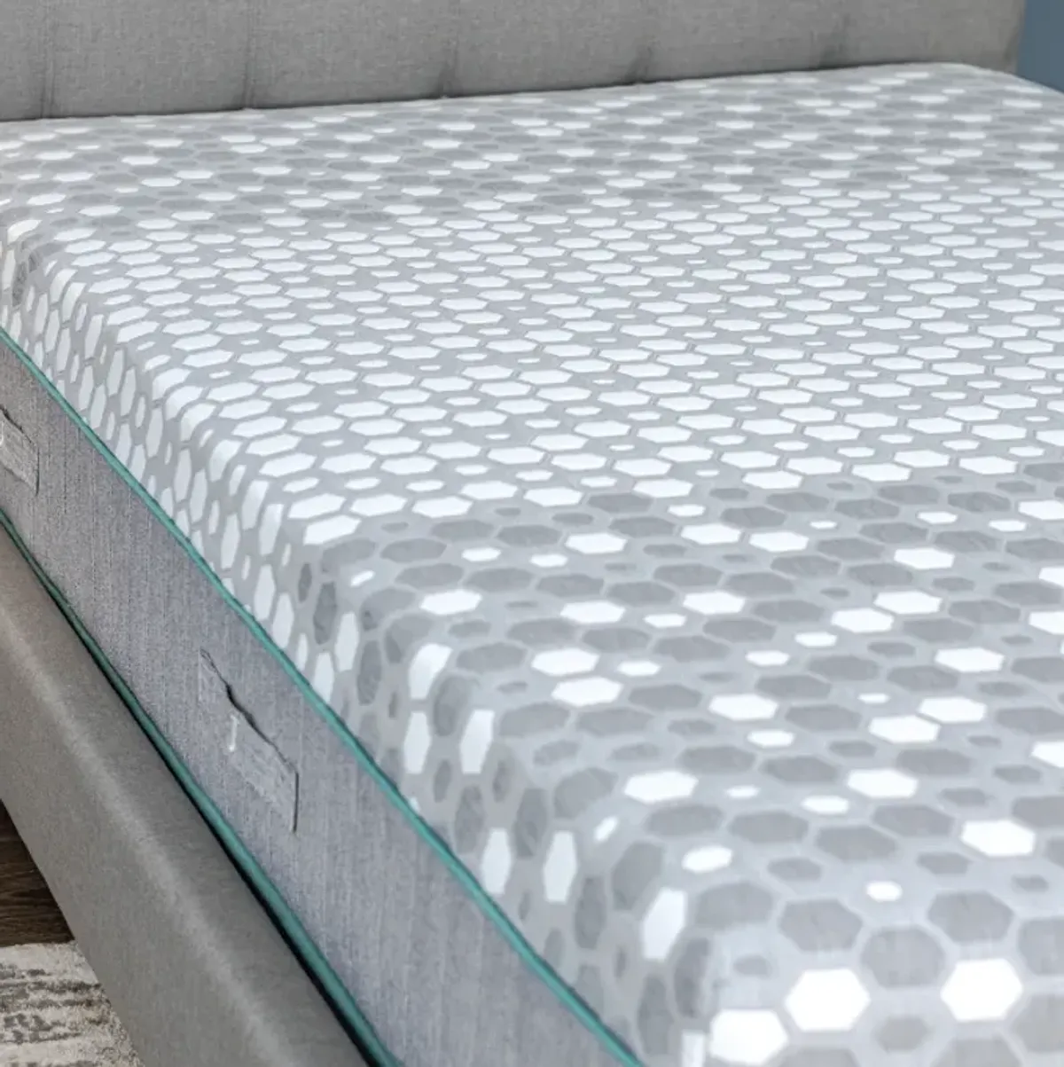 Dream Cool with Technogel Hybrid Mattress