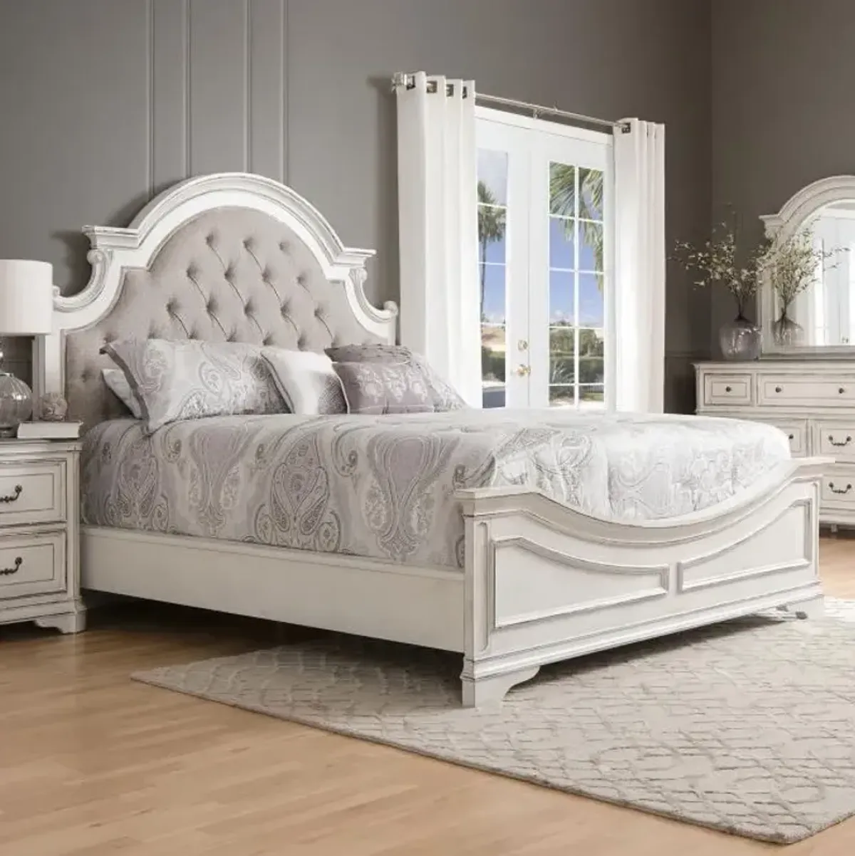 Savannah Eastern King Bed, Dresser, Mirror & Nightstand