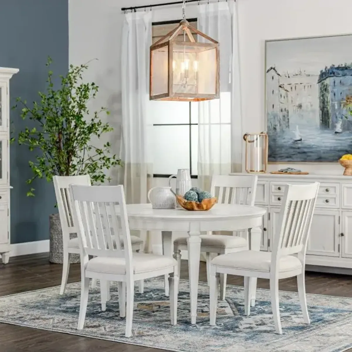 East Bay Round Dining Set