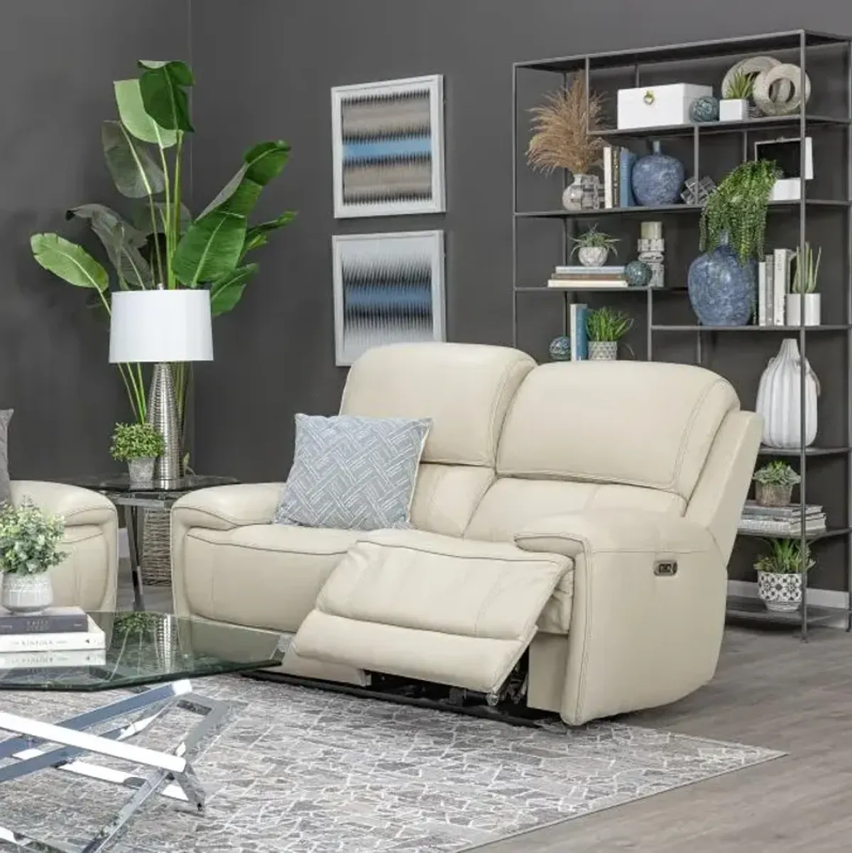 Quest Power Reclining Loveseat