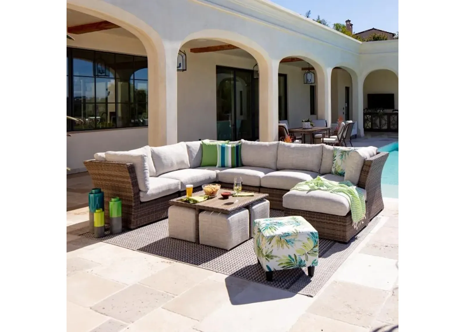 Cabo 6pc Sectional & Ottoman