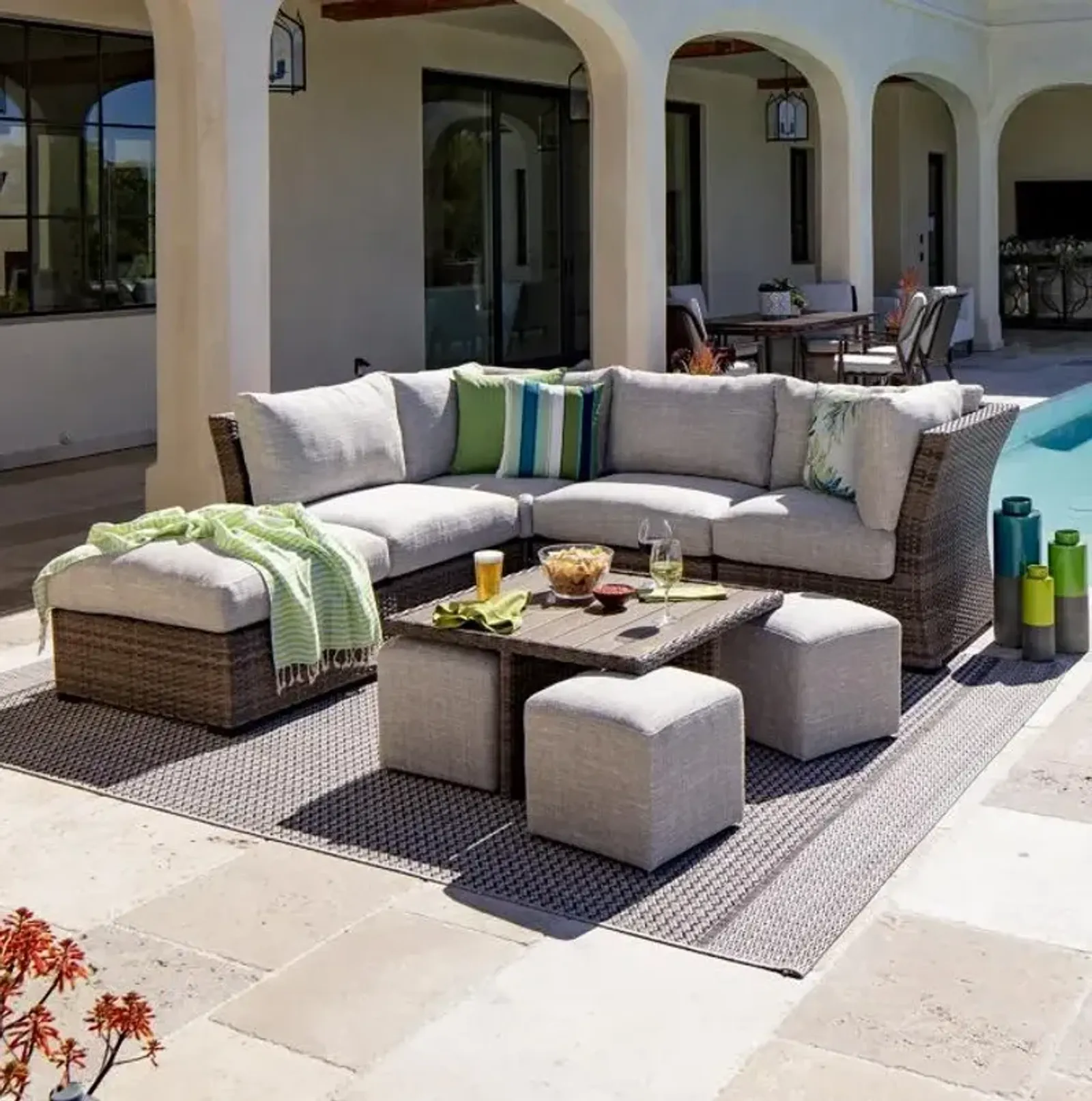 Cabo 5pc Sectional: 3 Armless Chairs & 2 Corners