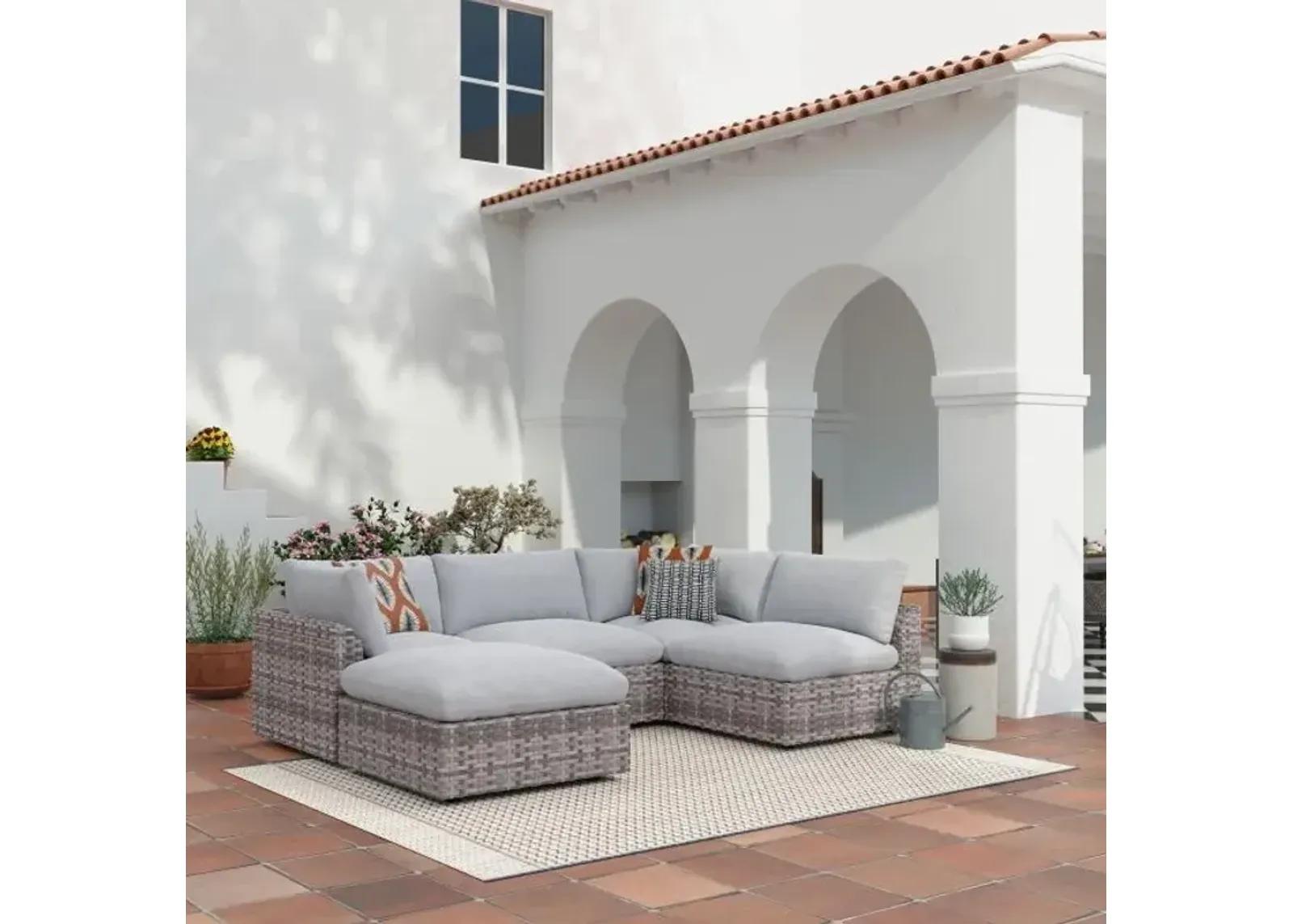 Laguna 4pc Sectional & Ottoman